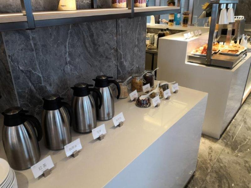 Shenzhen Bantian Huaweizhongcheng Atour Hotel Ngoại thất bức ảnh